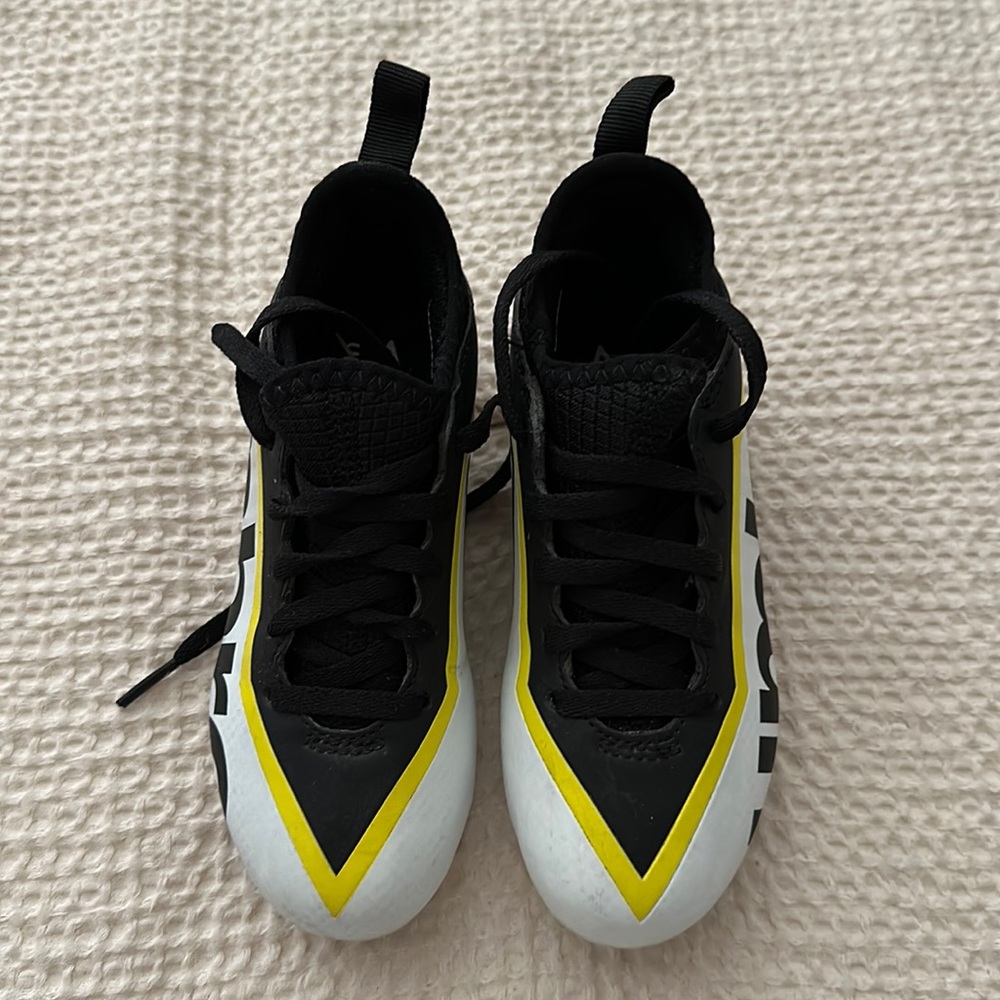 Kid Cleats